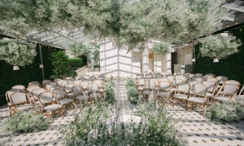 Editorial White Symphony